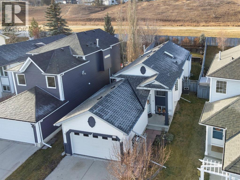 Single Family House Bi-level for Sale in  Hidden Spring Green NW Hidden Valley Calgary 