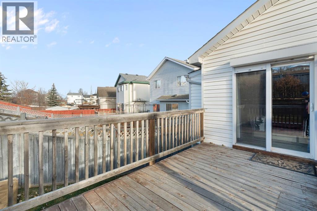 Single Family House Bi-level for Sale in  Hidden Spring Green NW Hidden Valley Calgary 