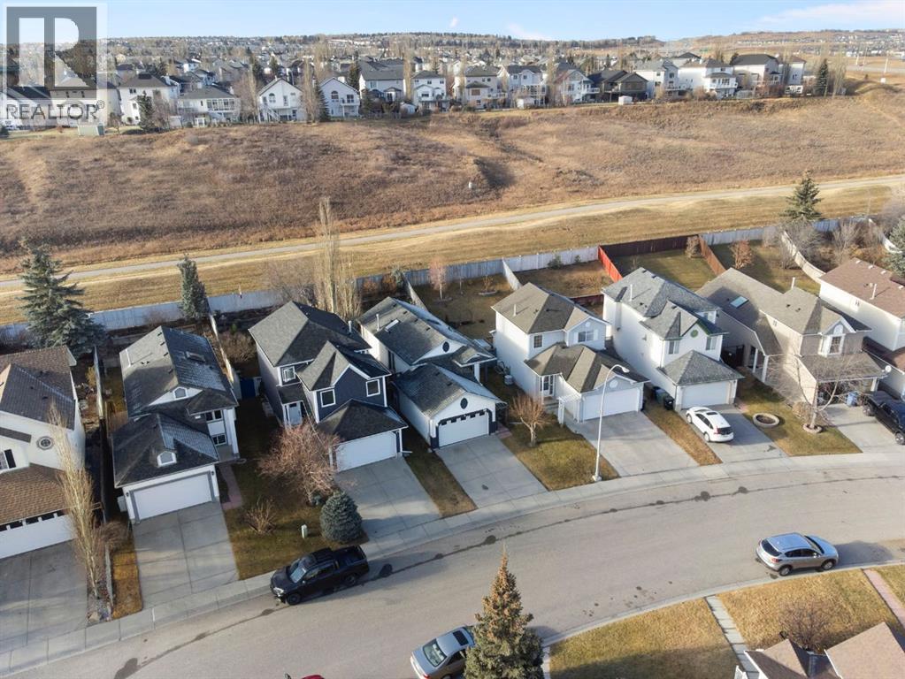 Single Family House Bi-level for Sale in  Hidden Spring Green NW Hidden Valley Calgary 