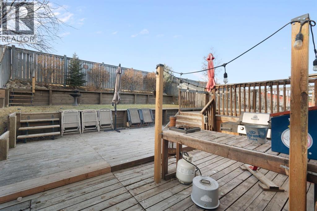 Single Family House Bi-level for Sale in  Hidden Spring Green NW Hidden Valley Calgary 