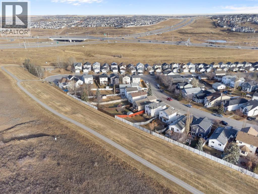 Single Family House Bi-level for Sale in  Hidden Spring Green NW Hidden Valley Calgary 