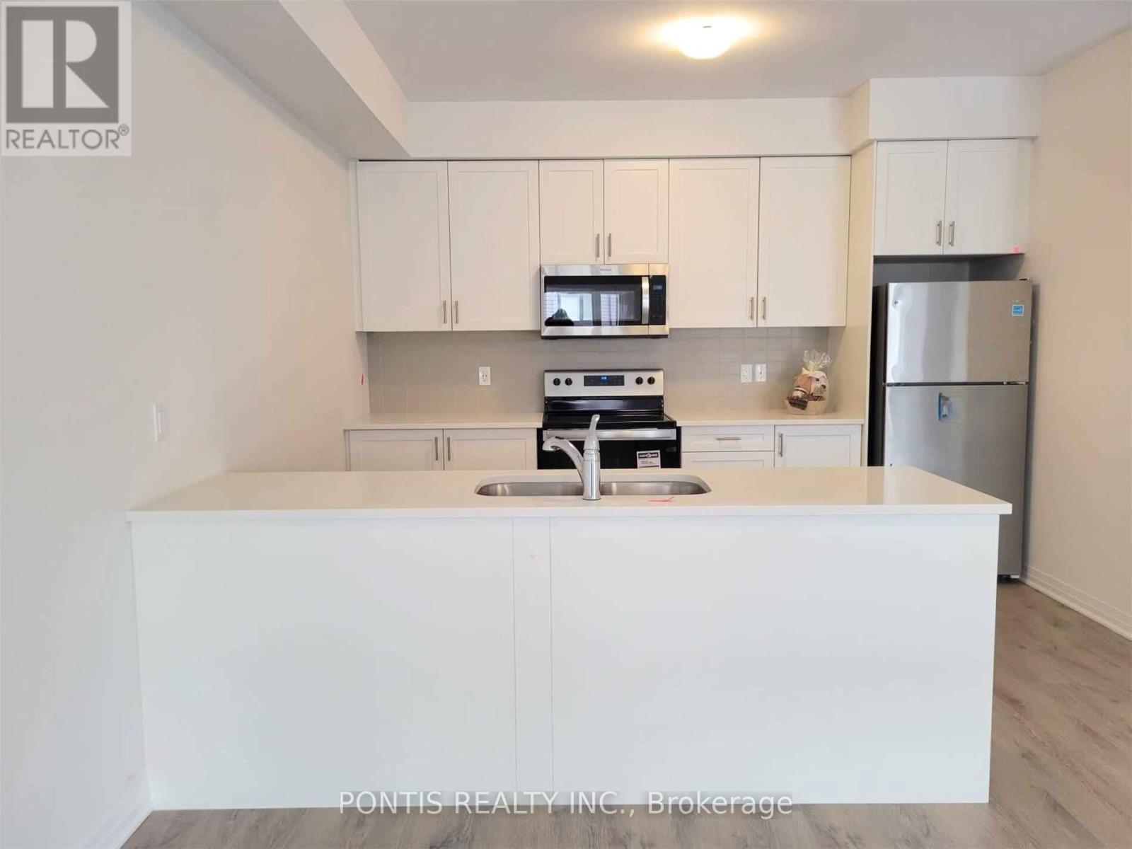 42 - 51 SPARROW AVENUE