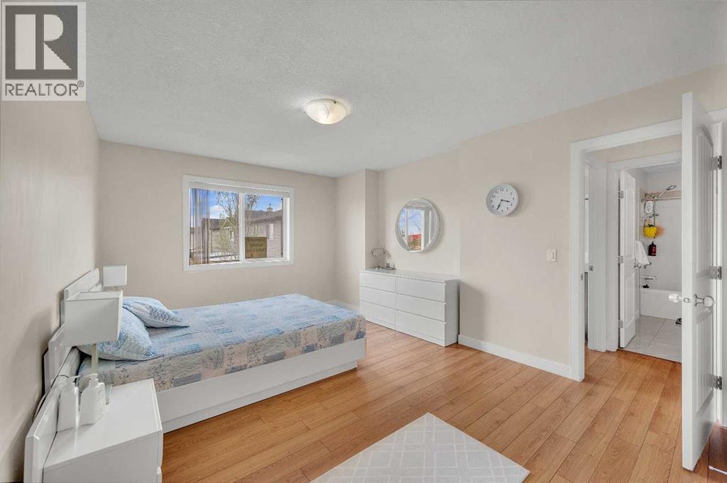 Single Family House for Sale in  Taralake Way NE Taradale Calgary 