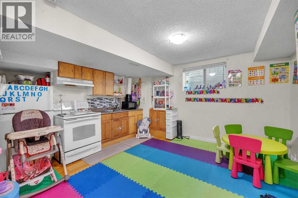 Single Family House for Sale in  Taralake Way NE Taradale Calgary 