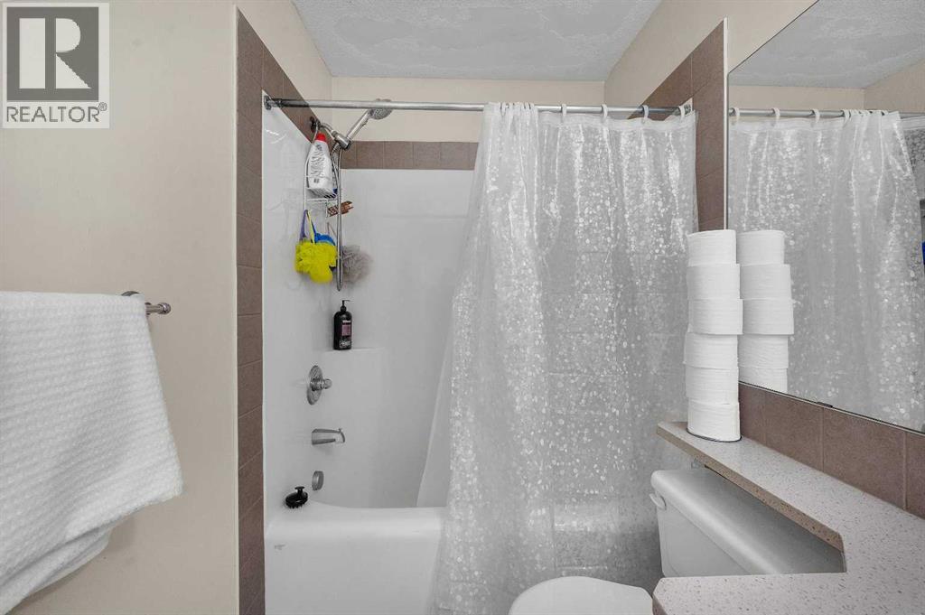 Single Family House for Sale in  Taralake Way NE Taradale Calgary 