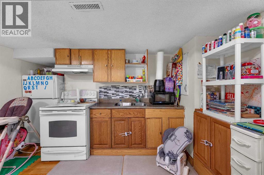 Single Family House for Sale in  Taralake Way NE Taradale Calgary 