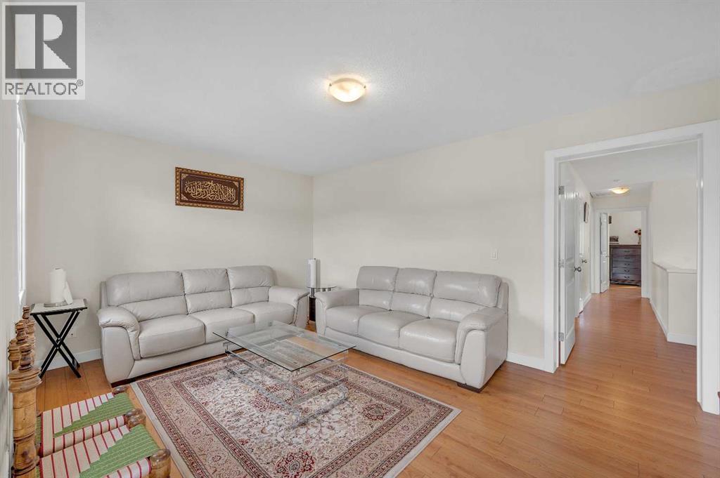 Single Family House for Sale in  Taralake Way NE Taradale Calgary 