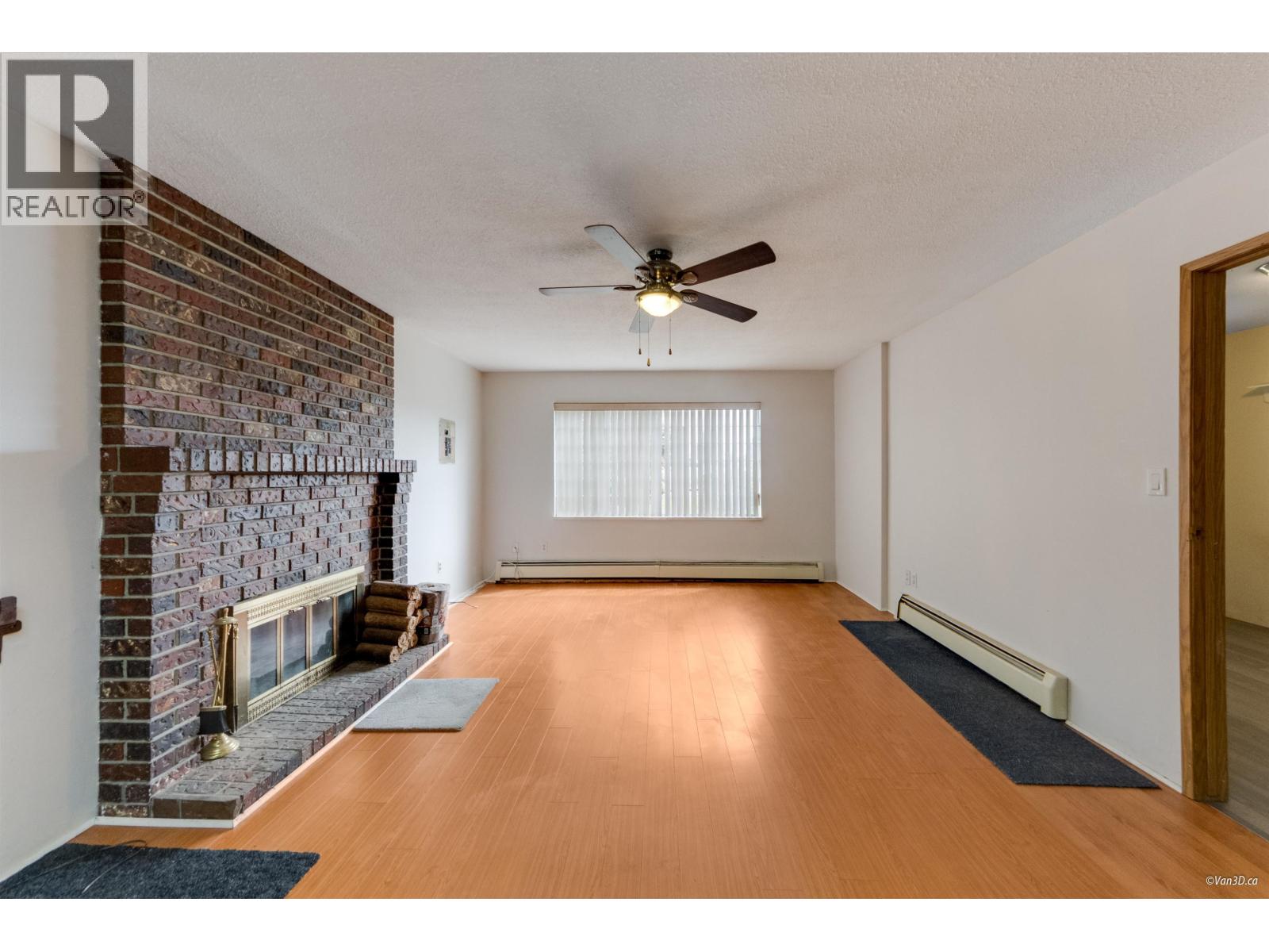 7769 10TH AVENUE, Burnaby