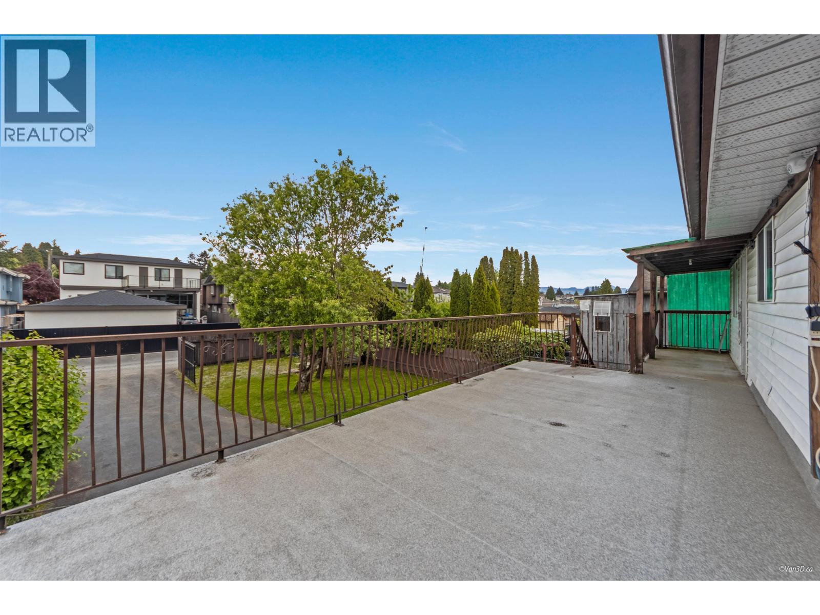 7769 10TH AVENUE, Burnaby