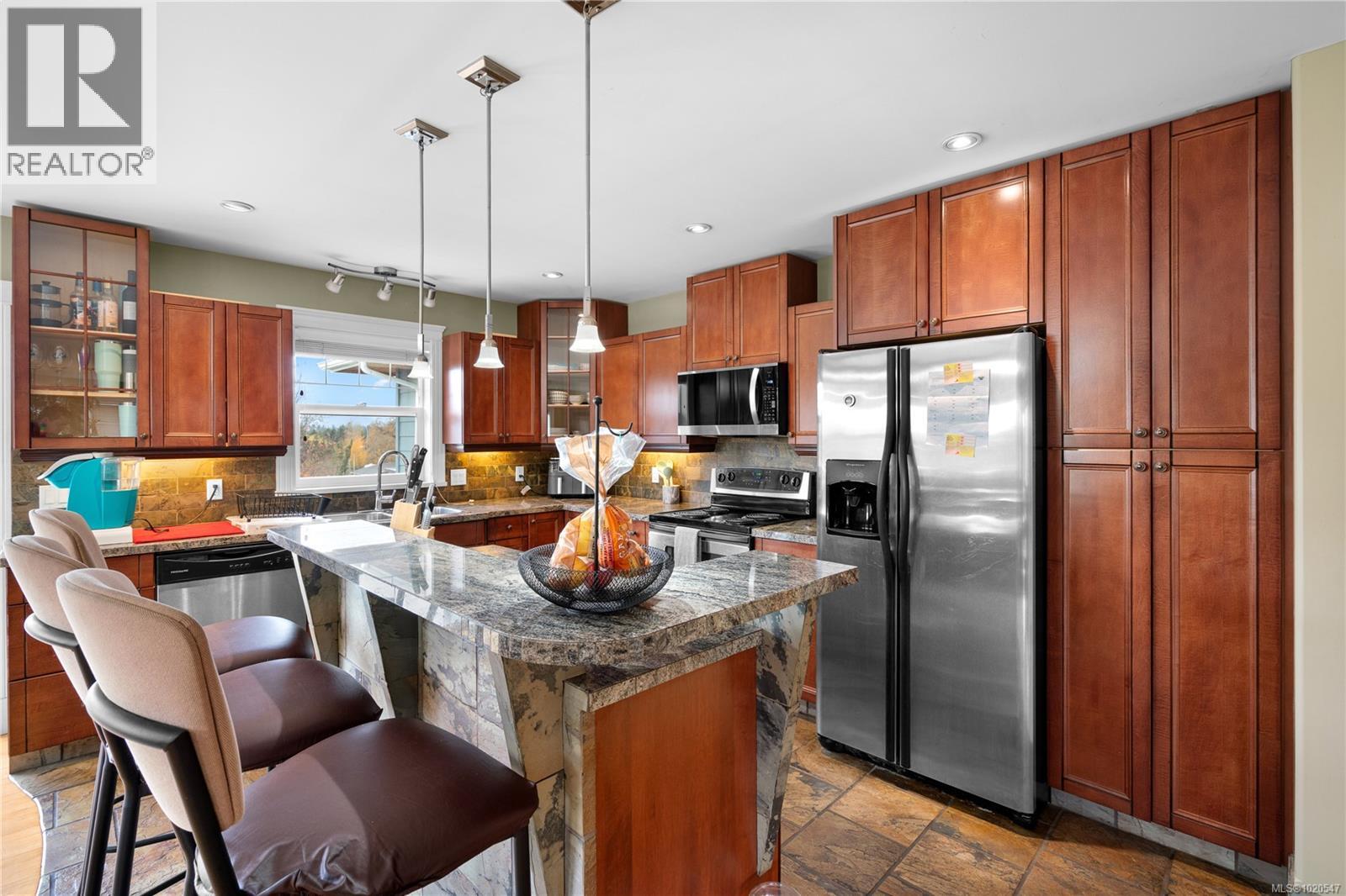  4012 Rainbow Street, Saanich