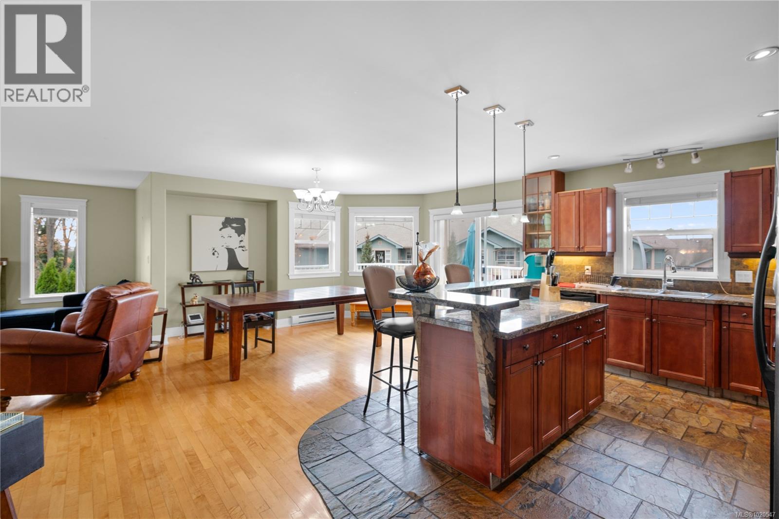  4012 Rainbow Street, Saanich