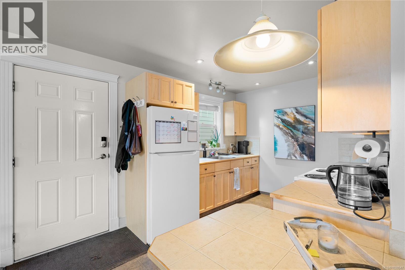  4012 Rainbow Street, Saanich