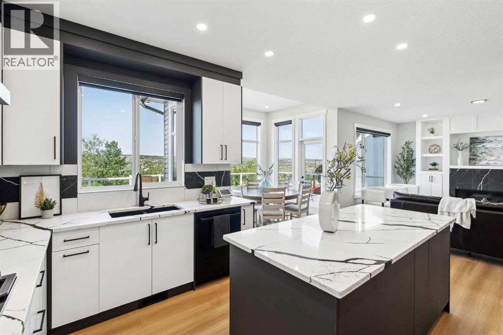 Single Family House for Sale in  Panamount Road NW Panorama Hills Calgary 