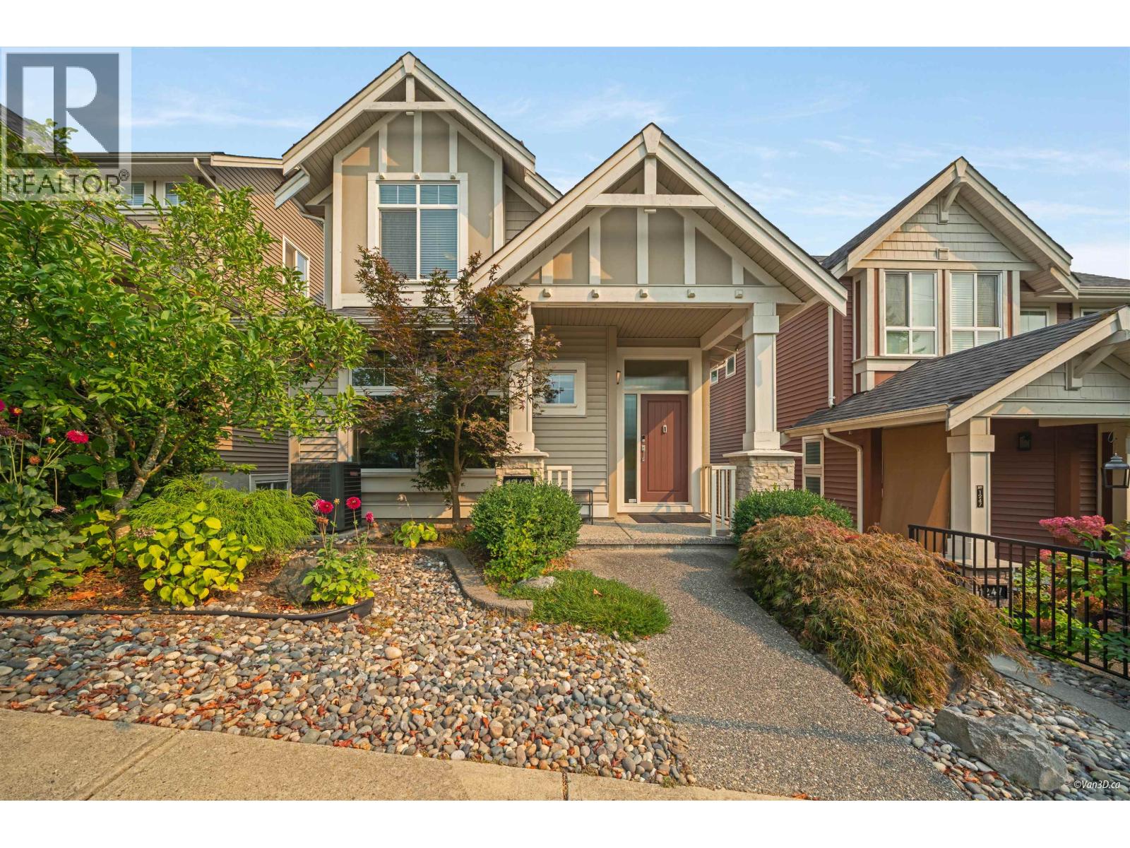 1249 SOBALL STREET, Coquitlam