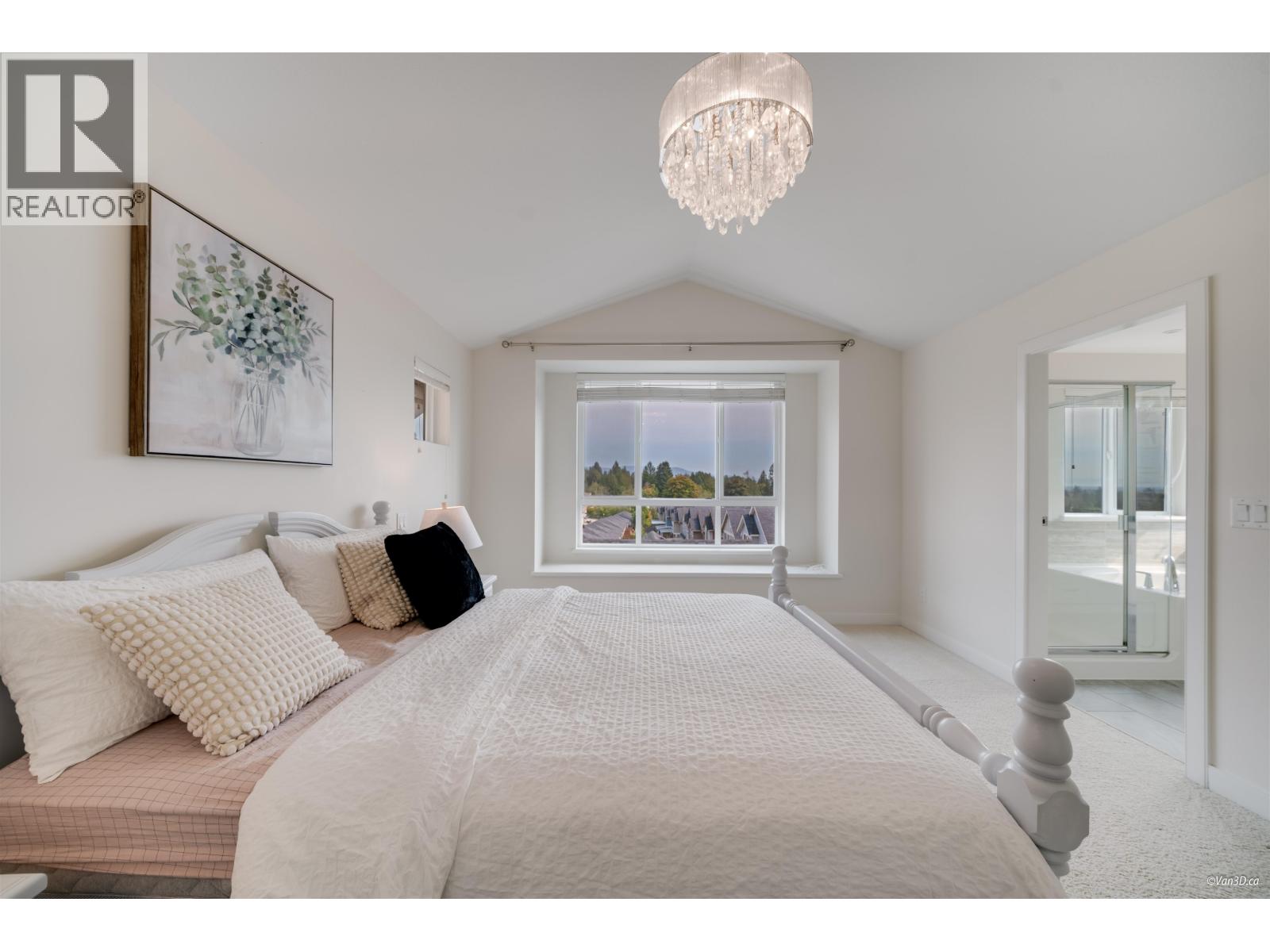 1249 SOBALL STREET, Coquitlam