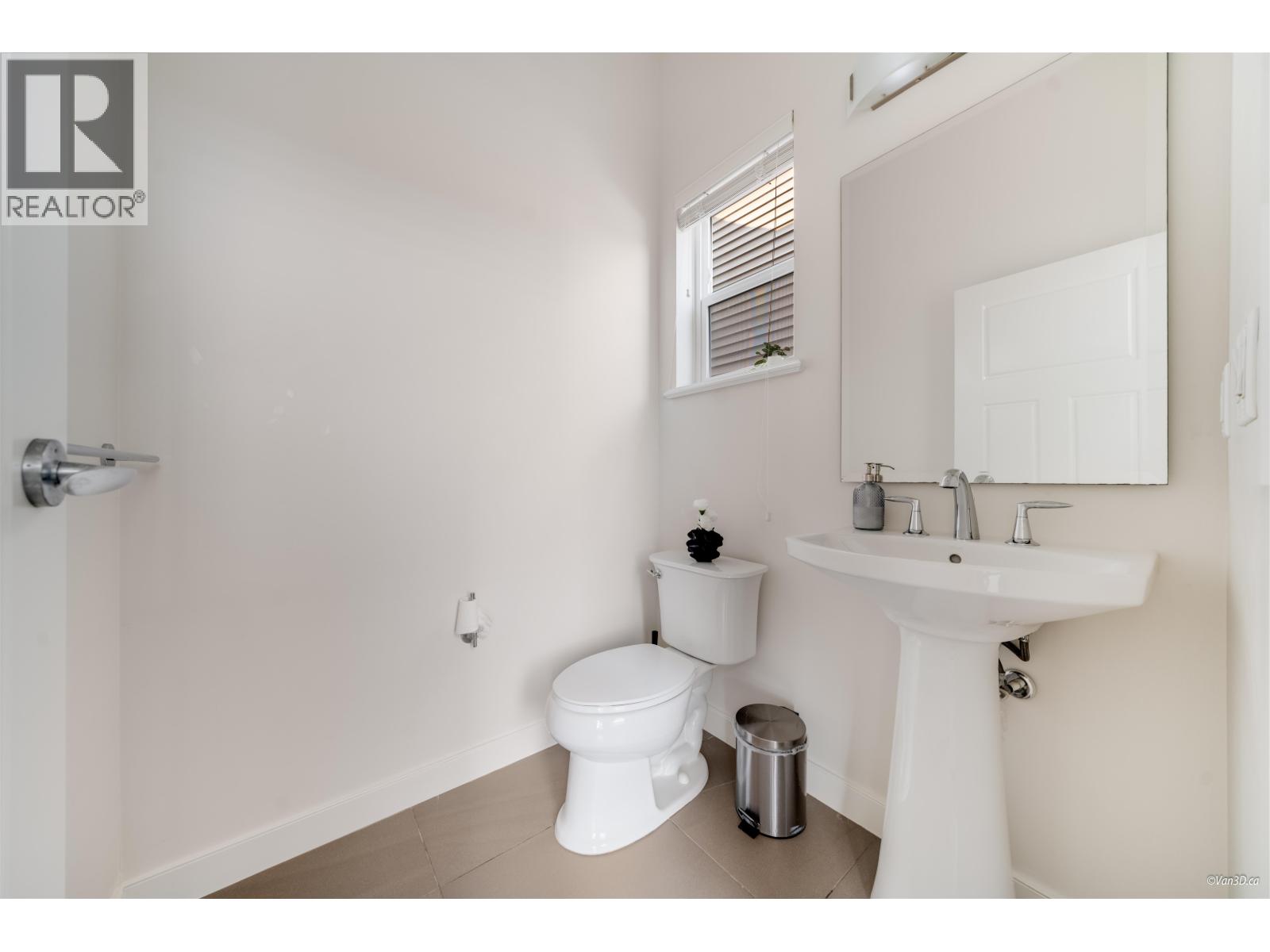 1249 SOBALL STREET, Coquitlam