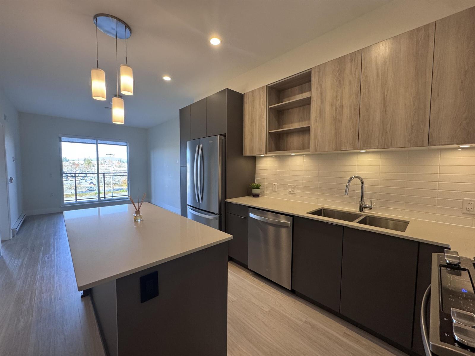 B410 6960 NICHOLSON ROAD, Delta