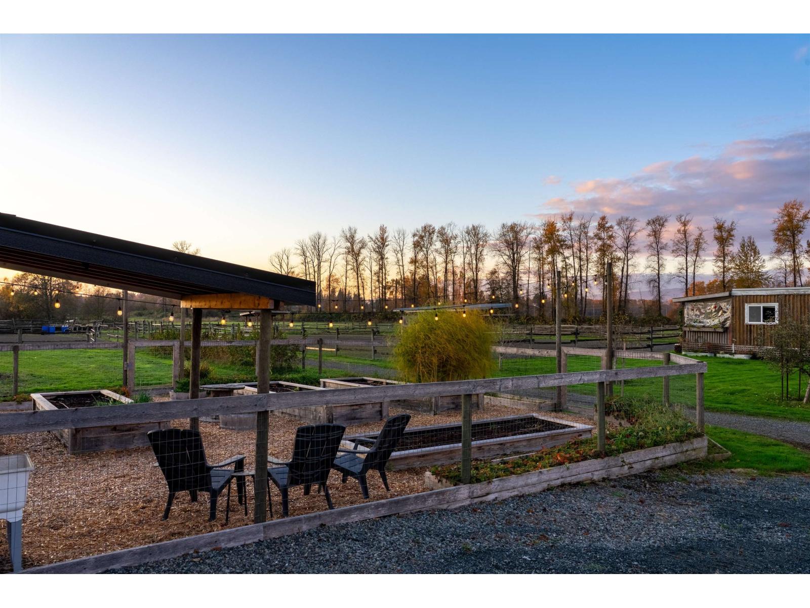 8575 240 STREET, Langley