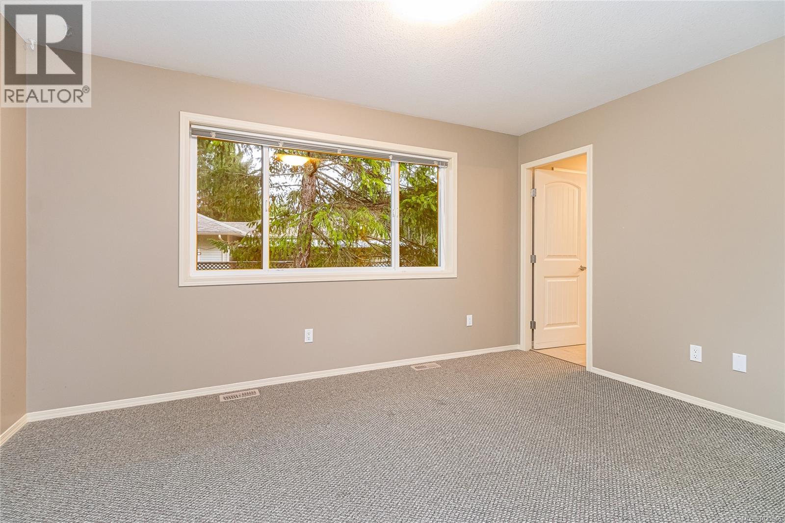 185 Huson Rd, Qualicum Beach