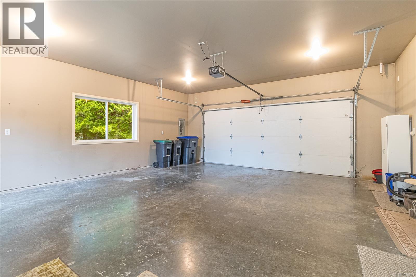 185 Huson Rd, Qualicum Beach