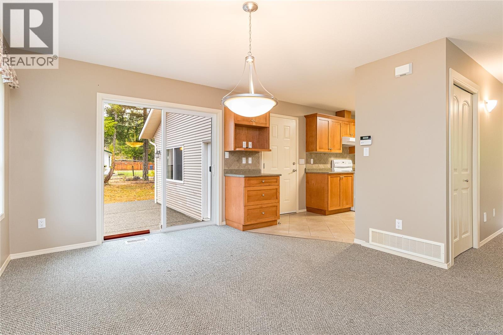 185 Huson Rd, Qualicum Beach