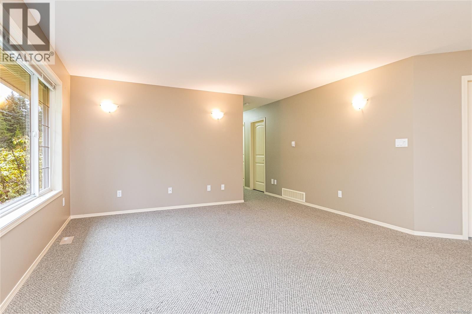 185 Huson Rd, Qualicum Beach