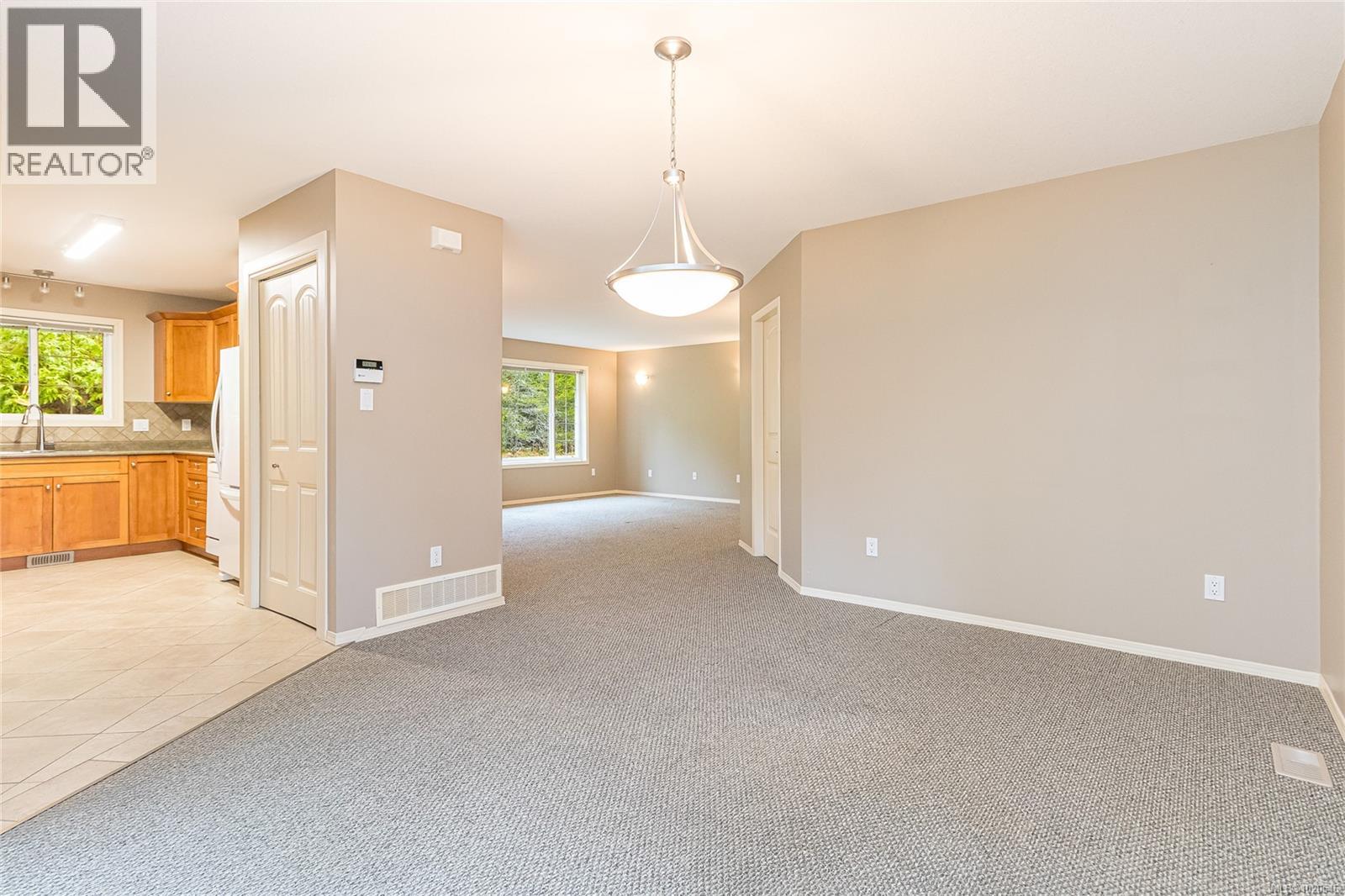 185 Huson Rd, Qualicum Beach