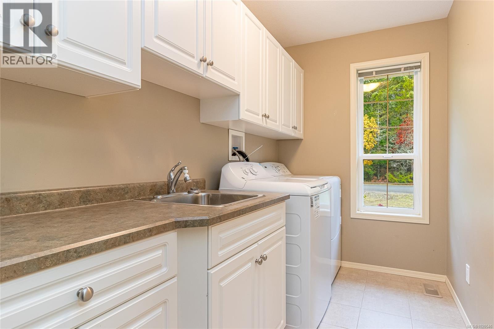 185 Huson Rd, Qualicum Beach