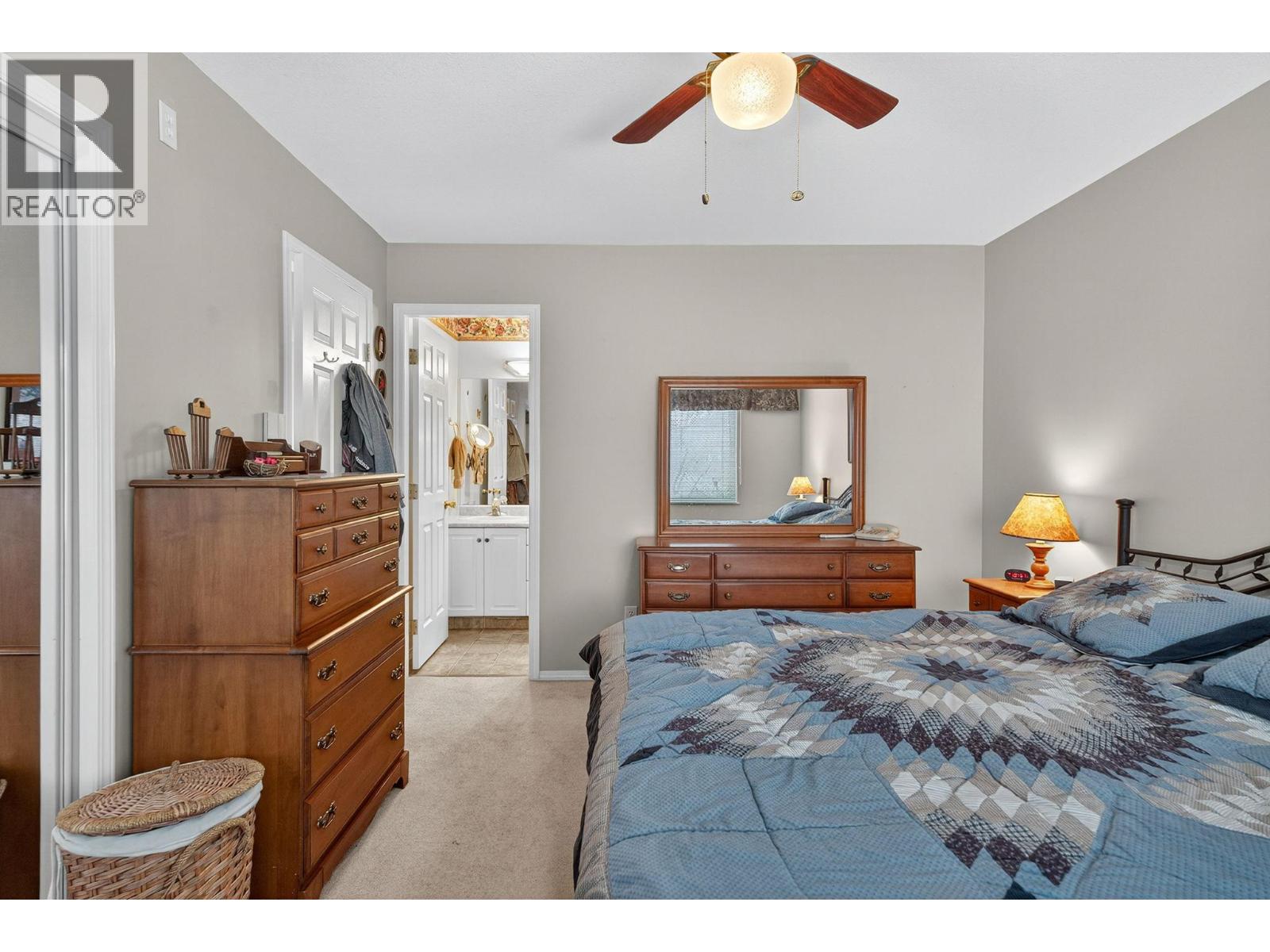 10 1800 Parkview Crescent, Kelowna