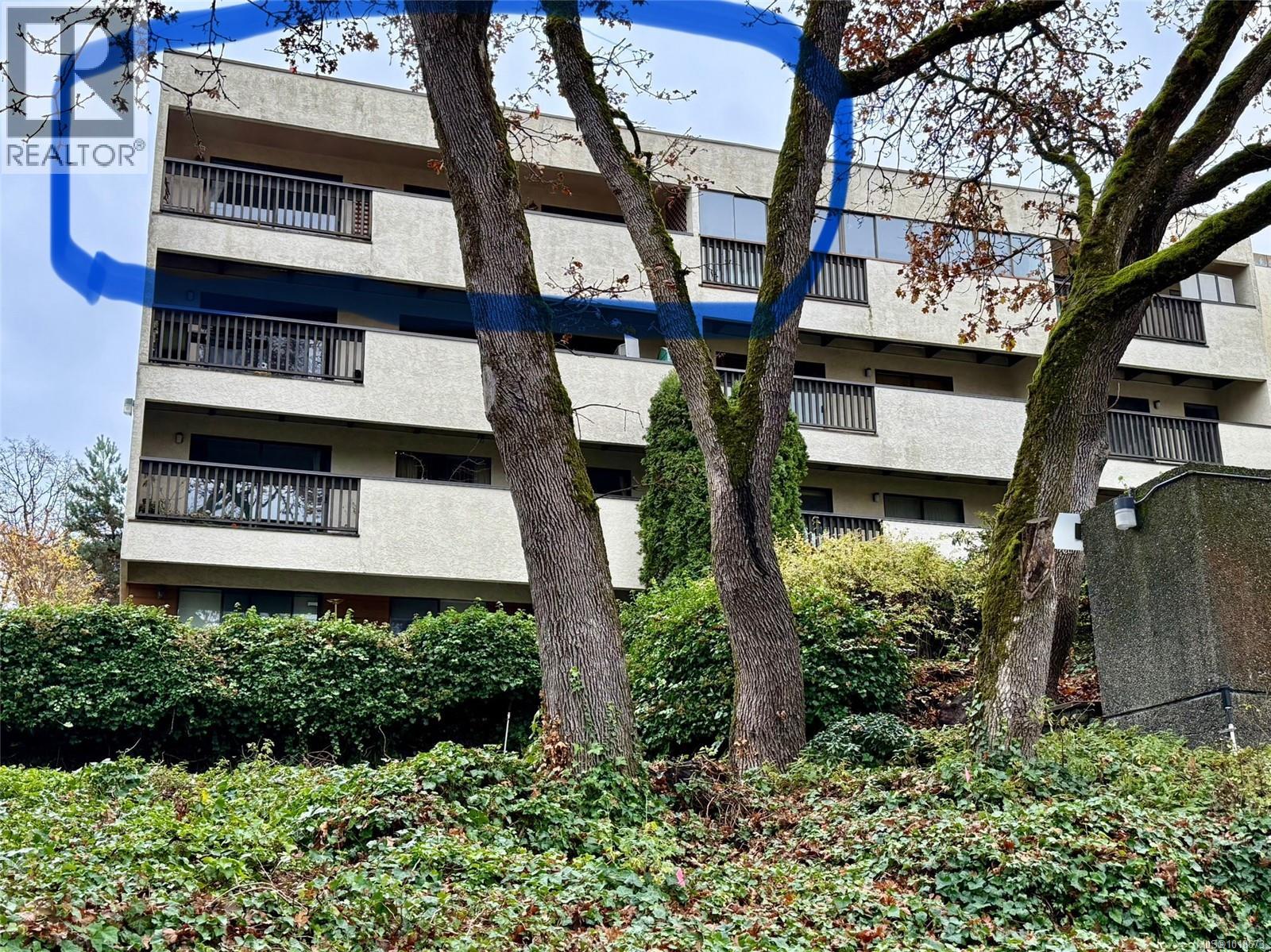 3277 Glasgow Ave, Saanich - Exteriors - Marked/Pin - Photo 5