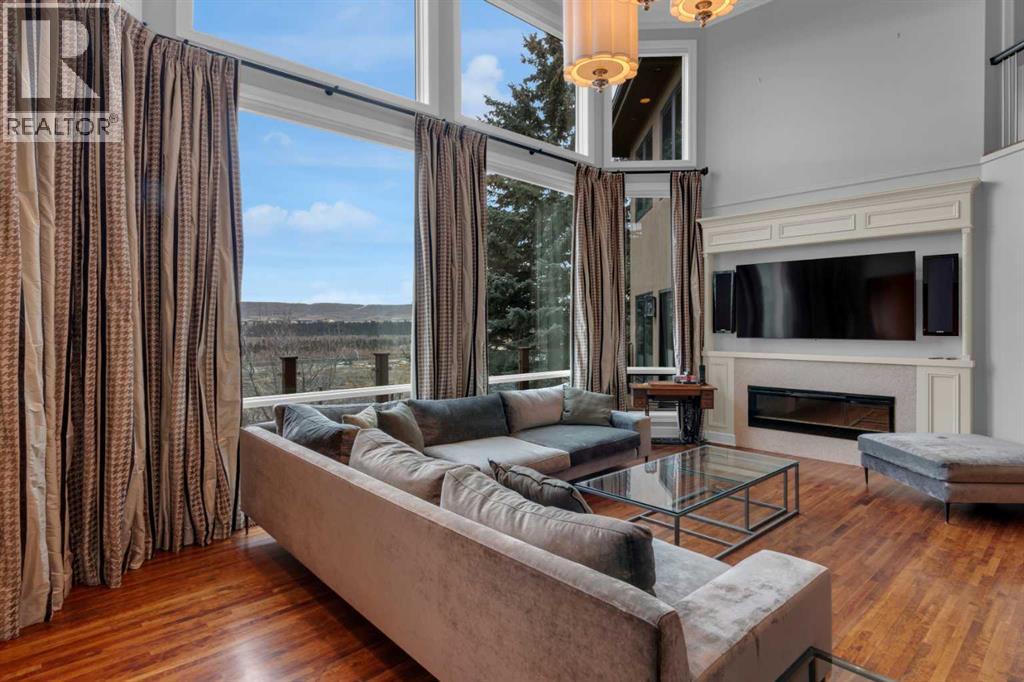 Single Family House for Sale in  Scimitar View NW Scenic Acres Calgary 