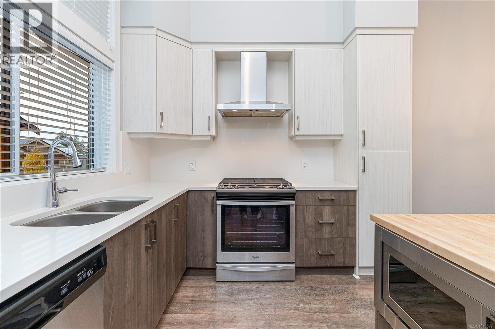 113 1201 Nova Crt, Langford