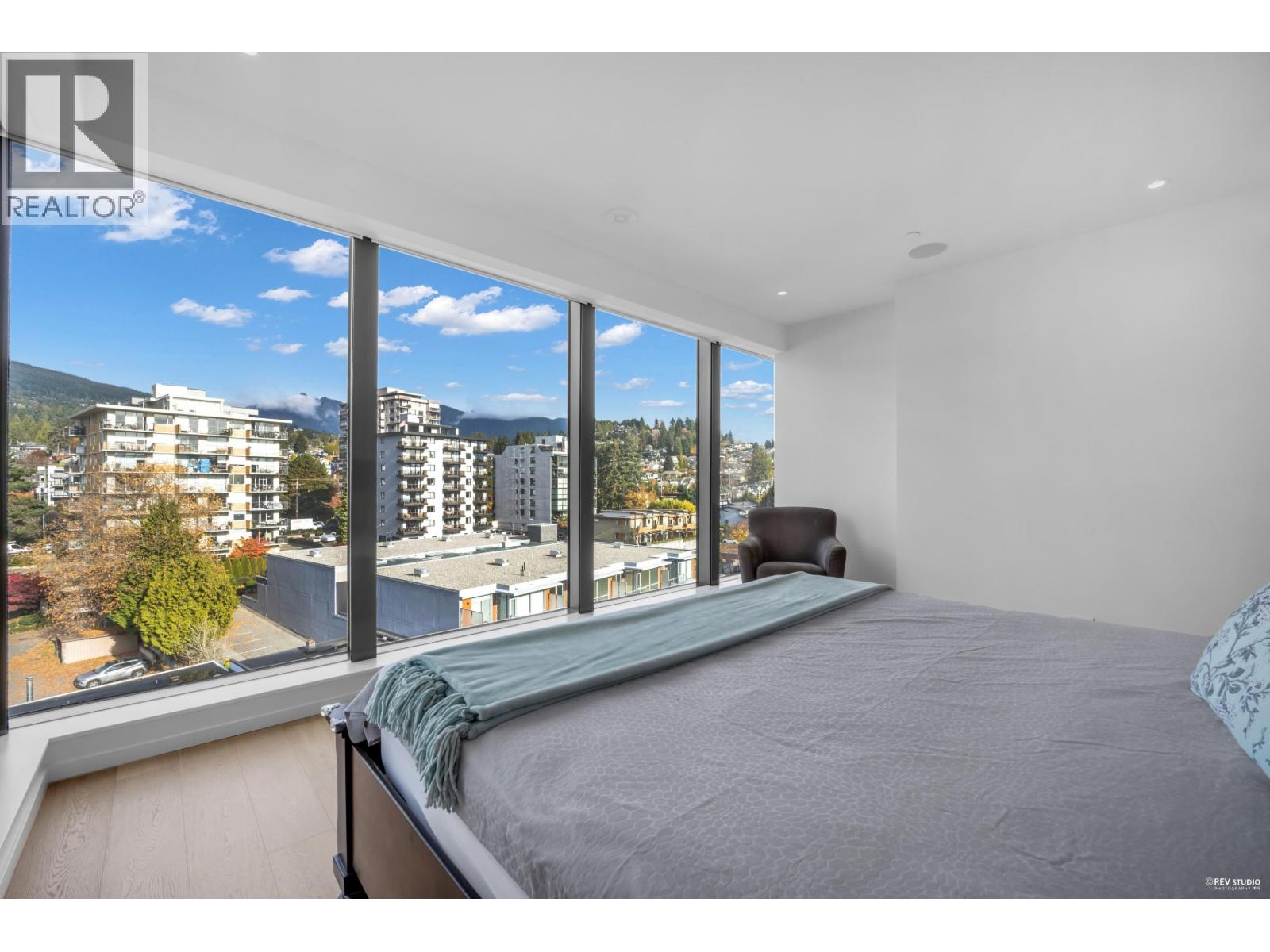 601 1355 BELLEVUE AVENUE, West Vancouver