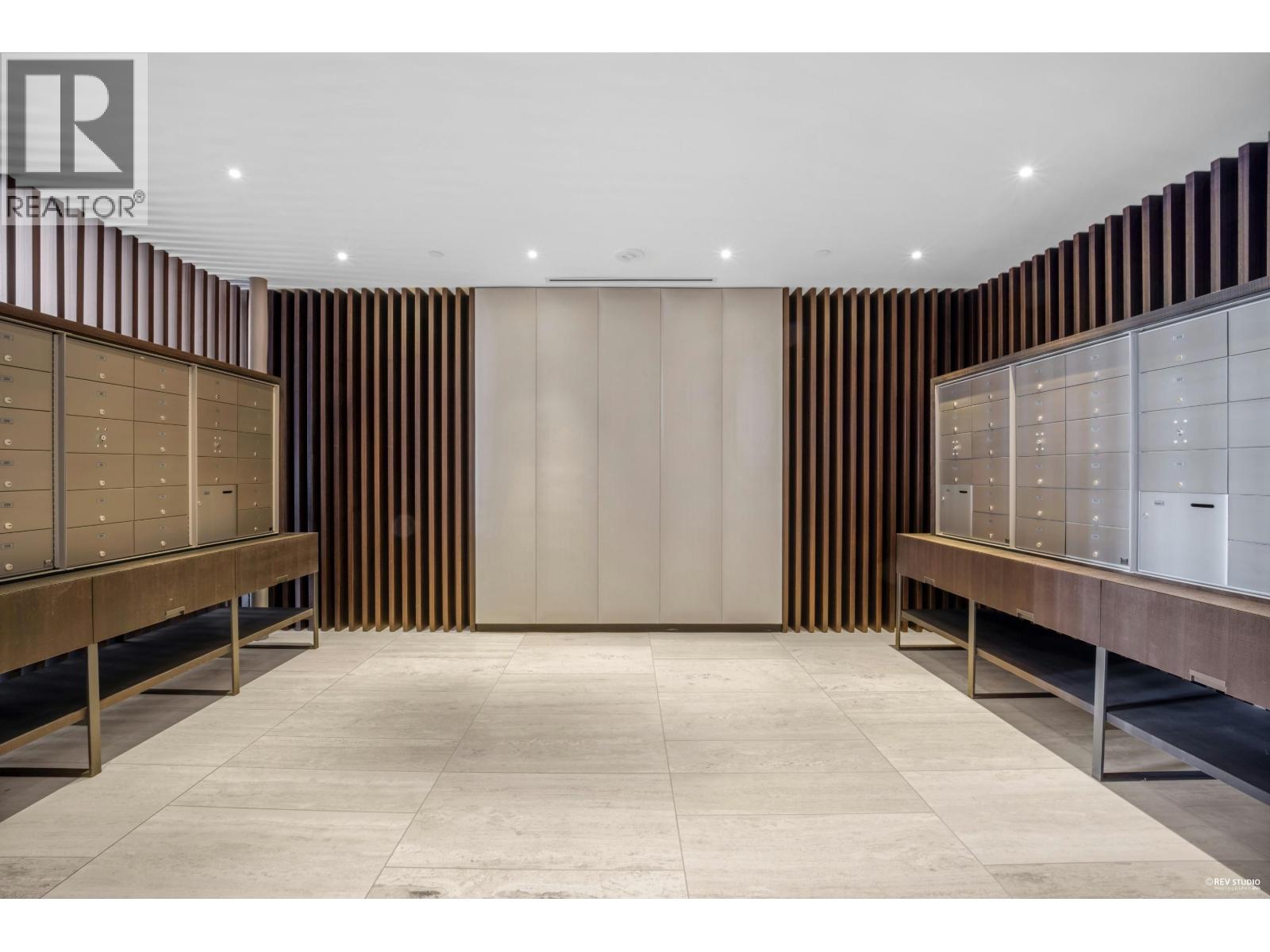 601 1355 BELLEVUE AVENUE, West Vancouver