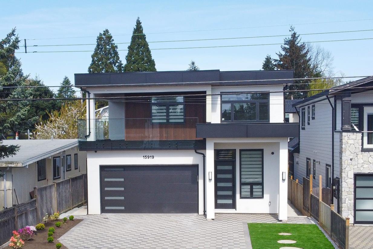 15919 RUSSELL AVENUE, White Rock