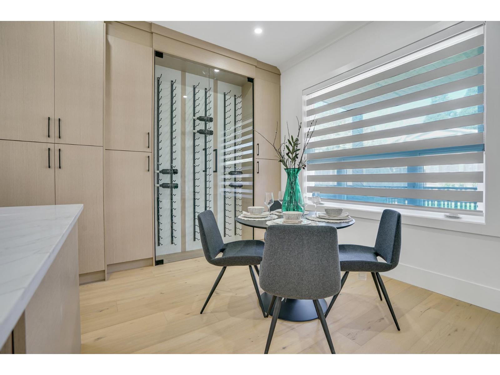 15919 RUSSELL AVENUE, White Rock