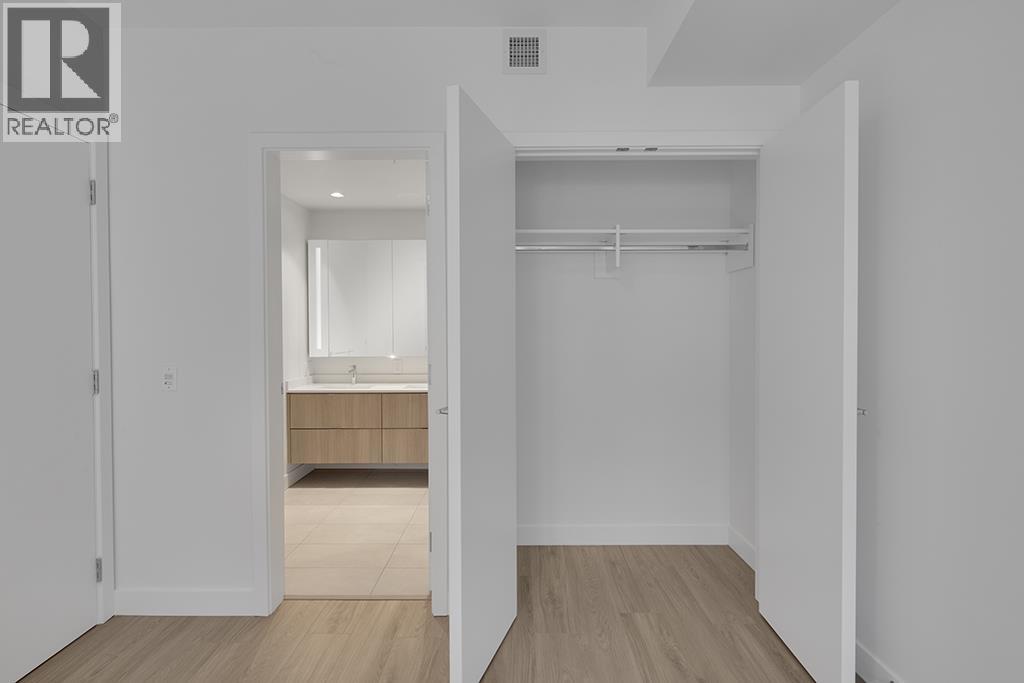 208 6085 IRMIN STREET, Burnaby