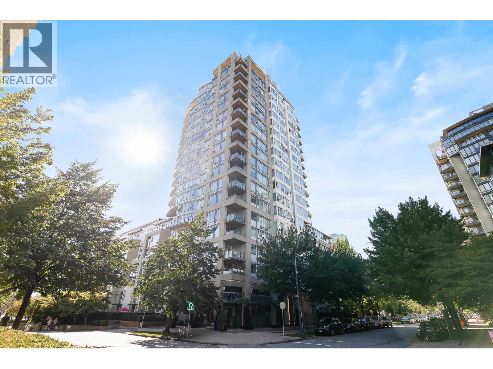 1202 1383 MARINASIDE CRESCENT, Vancouver