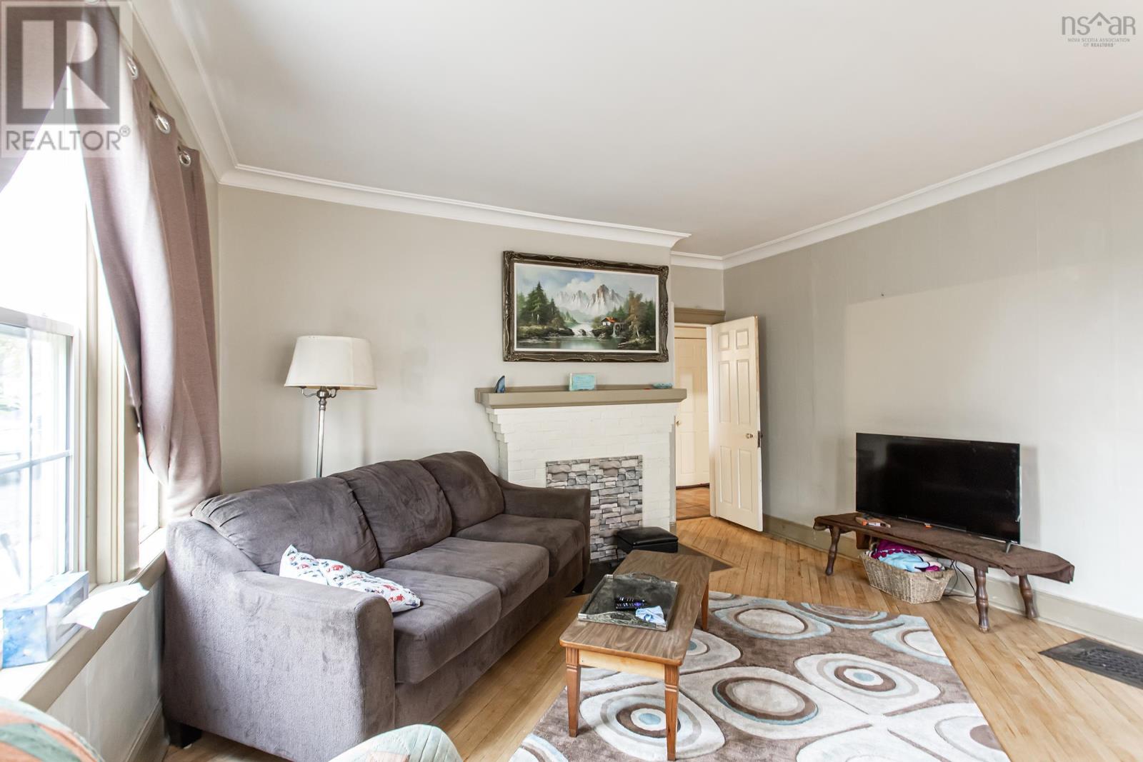 Property 9 of 30 of 9717 Highway 10