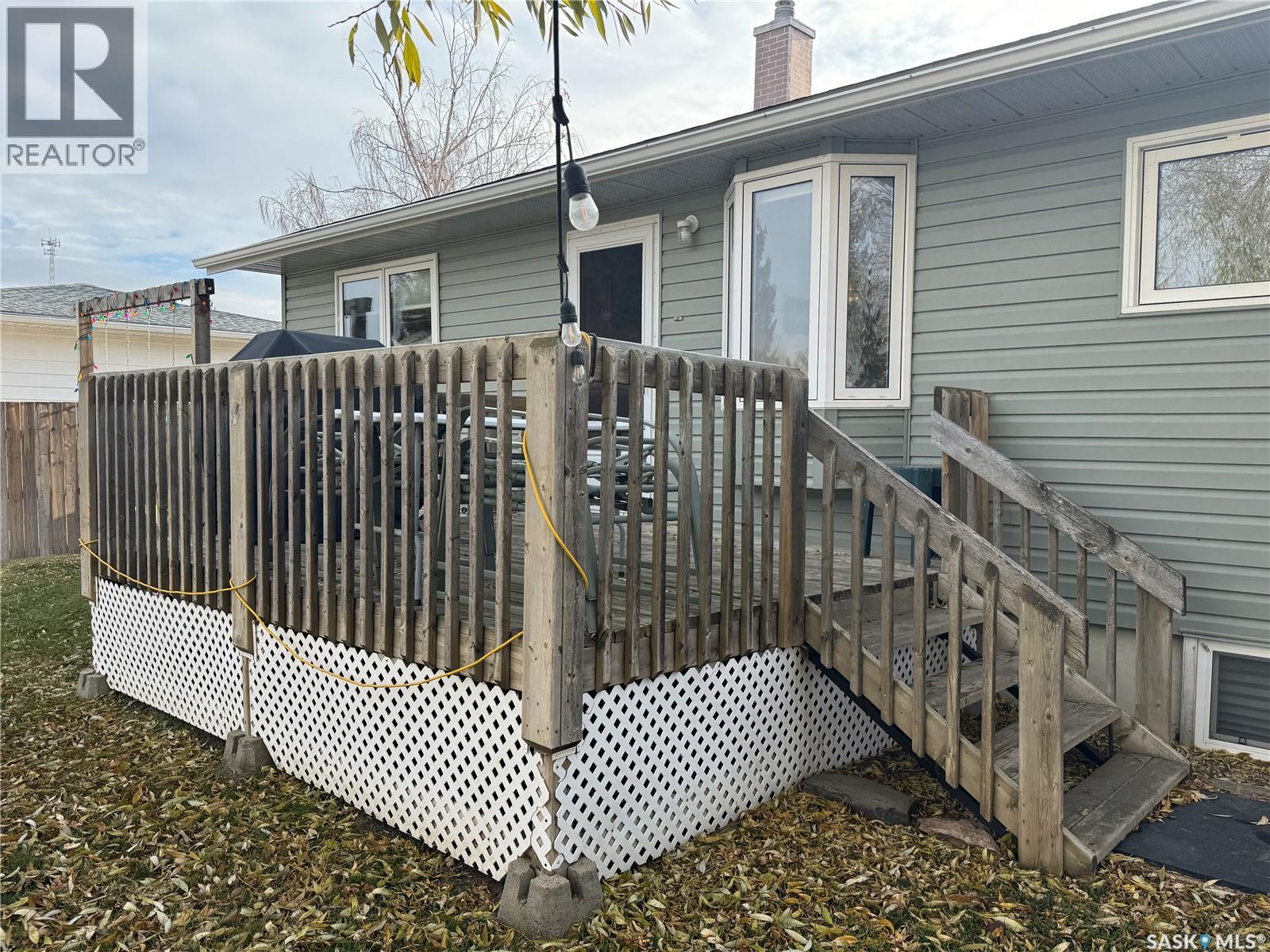 501 7th AVENUE W — photo 35