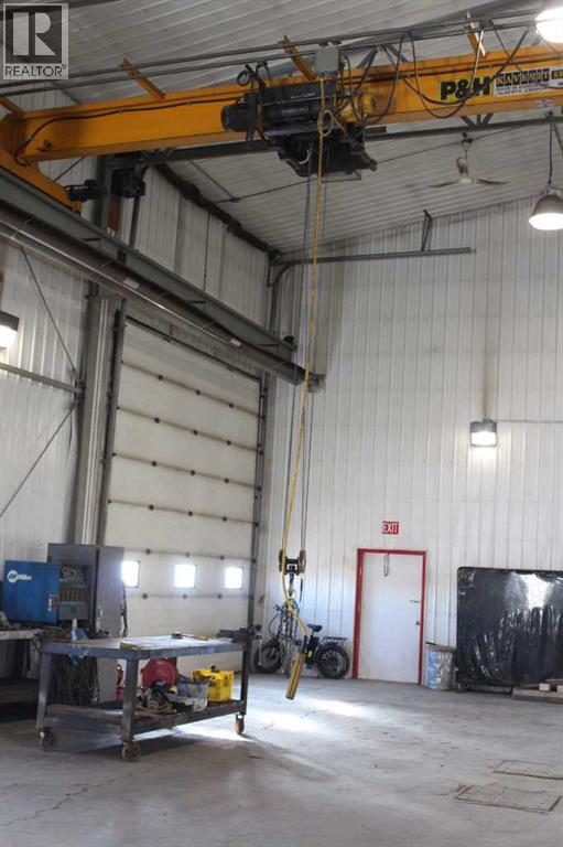 902 Main Street - Photo 4 of 23, Manning, Alberta