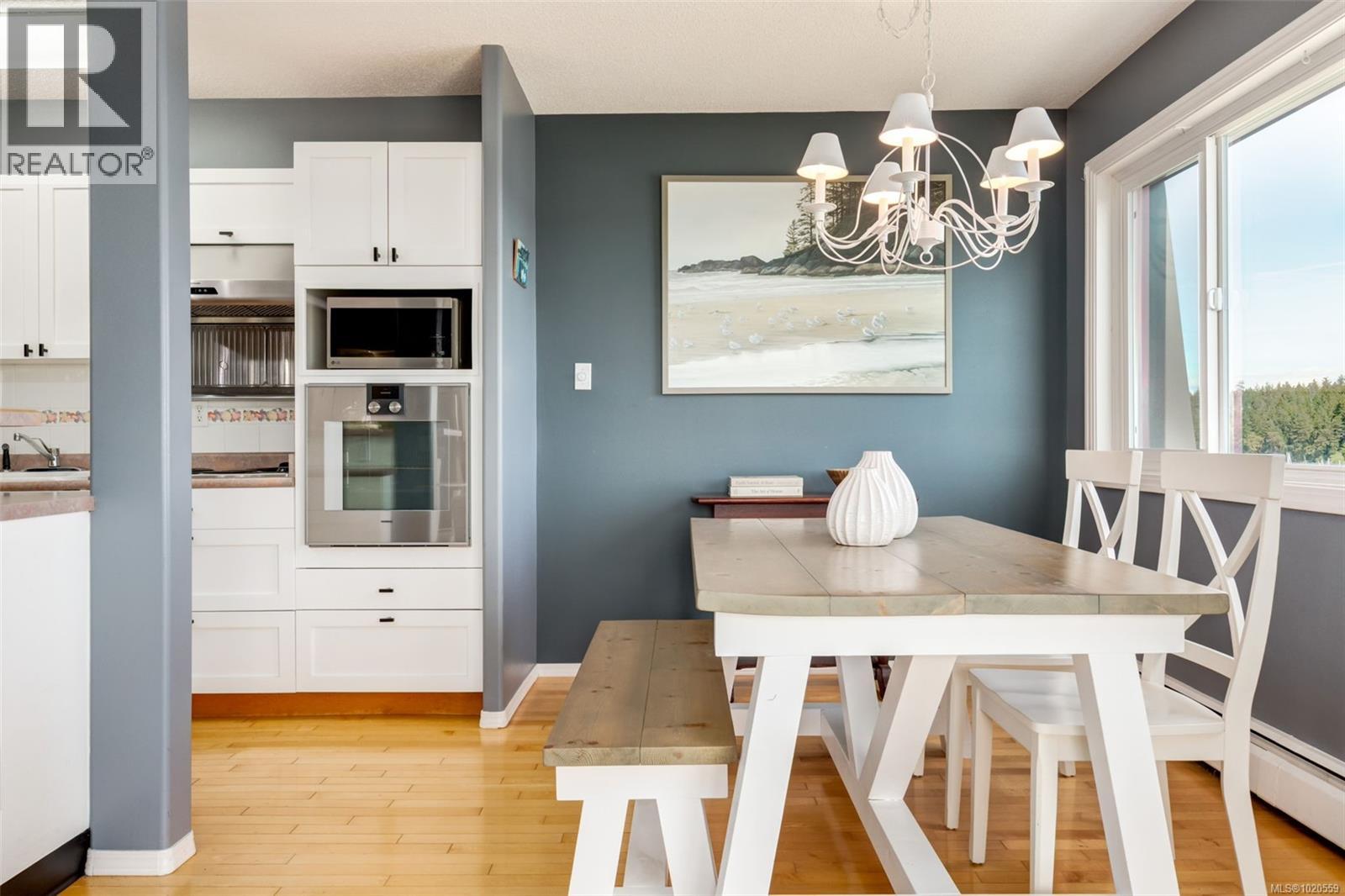 402 55 Dawes St, Nanaimo