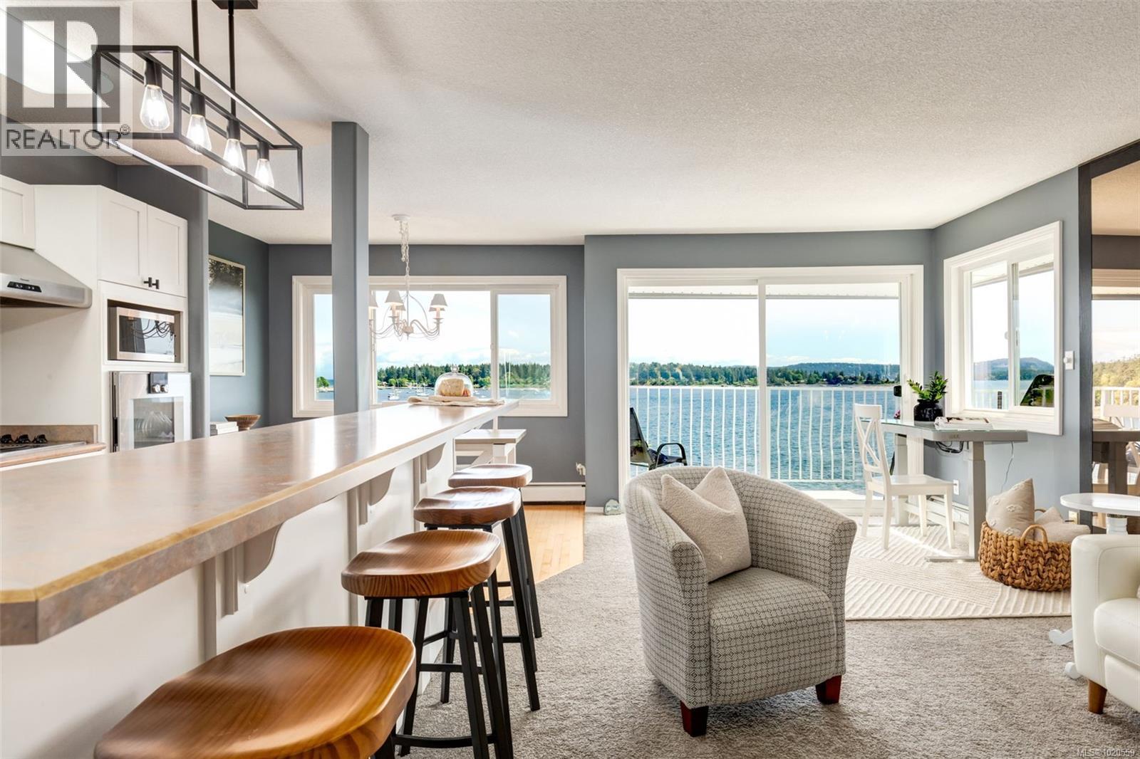 402 55 Dawes St, Nanaimo