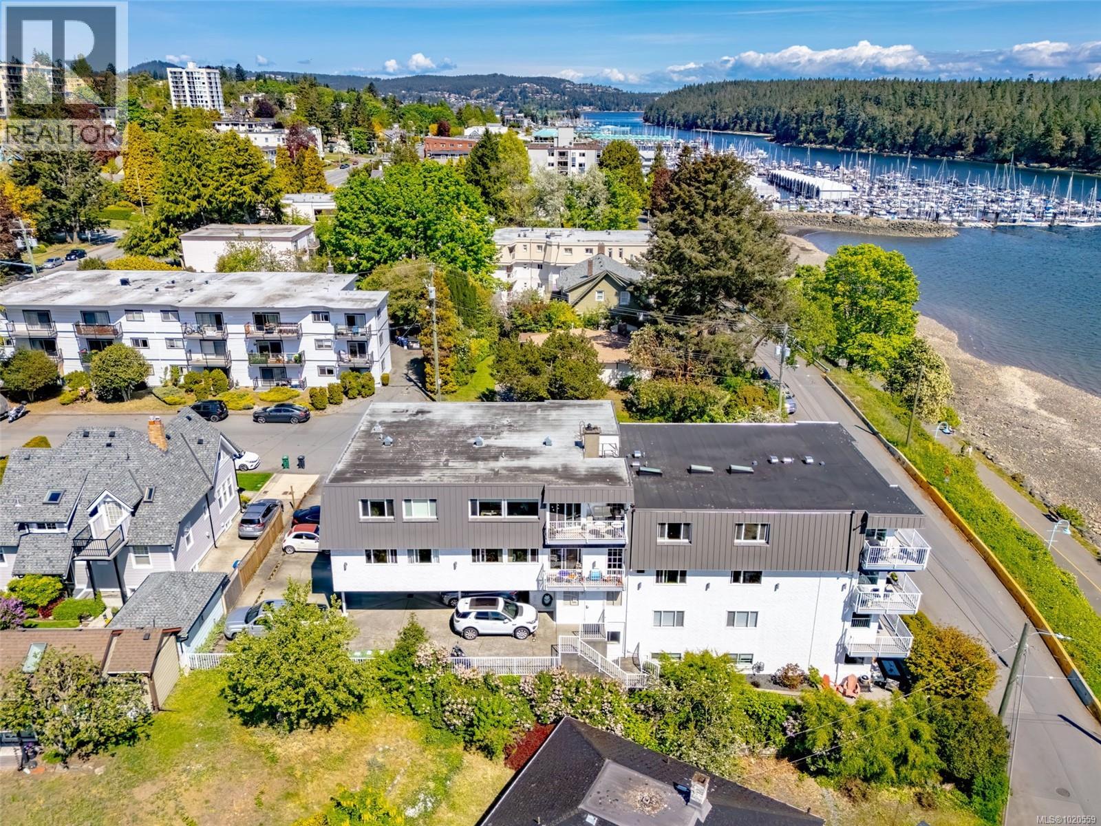 402 55 Dawes St, Nanaimo