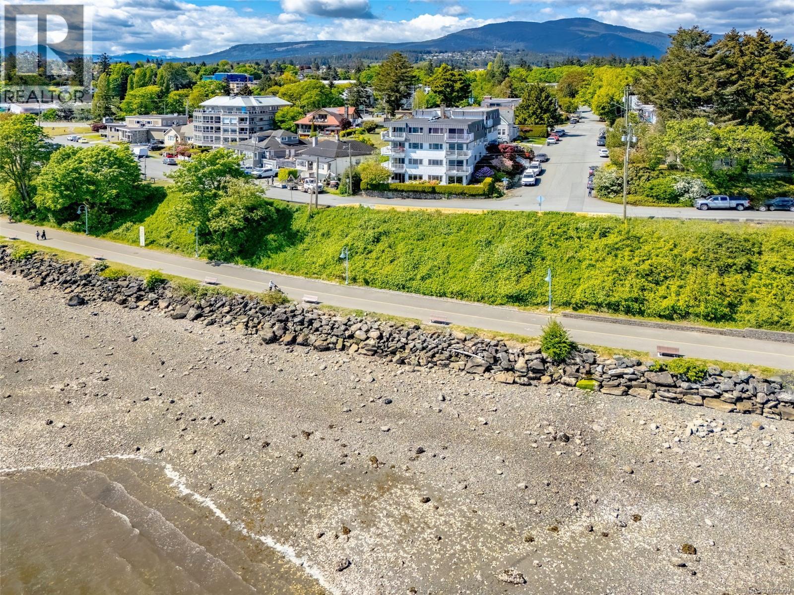 402 55 Dawes St, Nanaimo