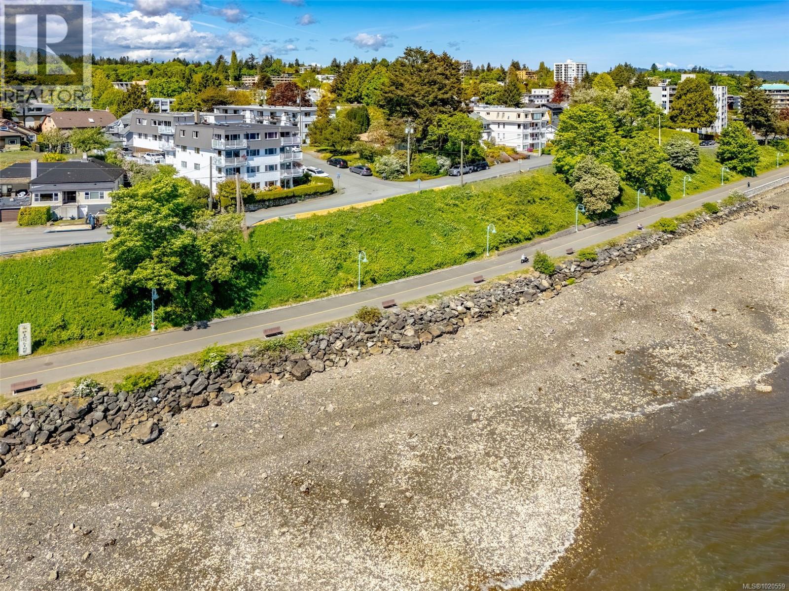 402 55 Dawes St, Nanaimo