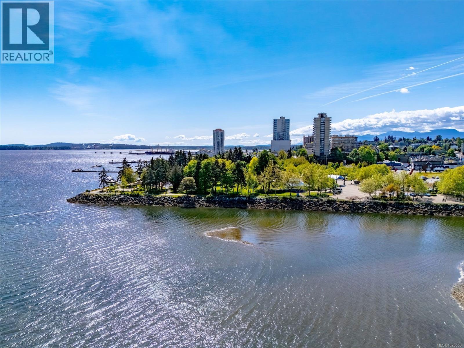 402 55 Dawes St, Nanaimo