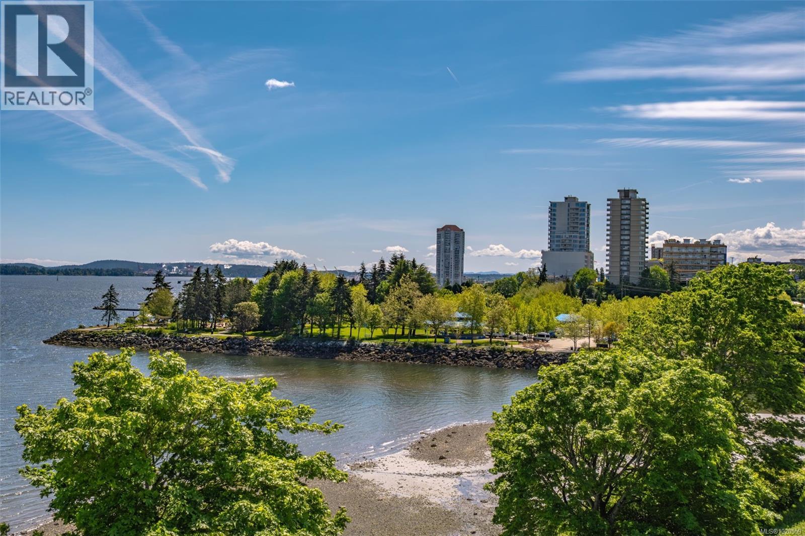 402 55 Dawes St, Nanaimo