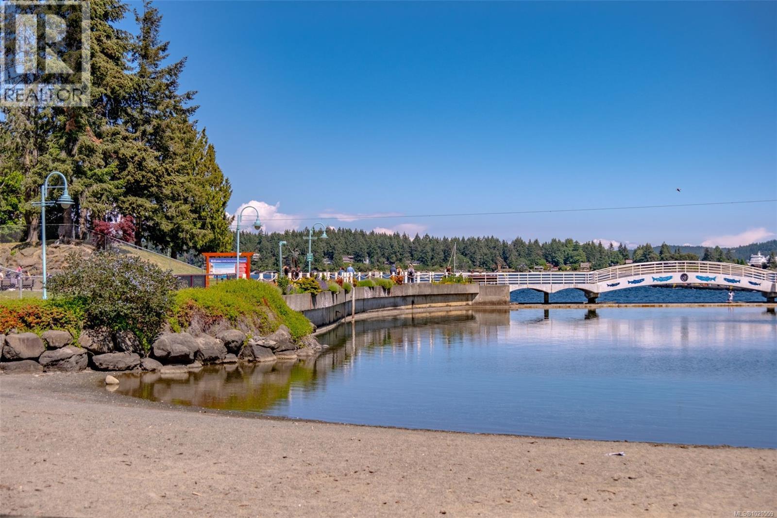 402 55 Dawes St, Nanaimo