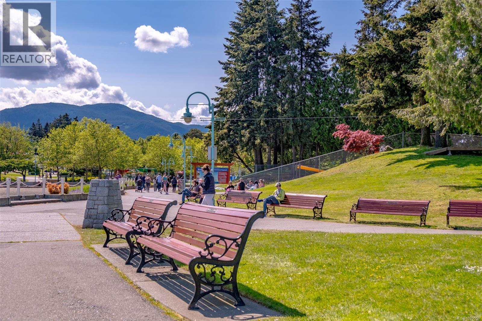 402 55 Dawes St, Nanaimo